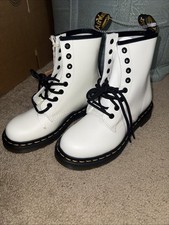 Dr. Martens 1460 Women’s Size 6 White Smooth Leather Lace Up Combat Boots