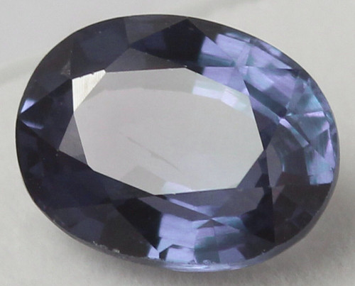 Alexandrite naturelle - , à