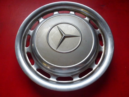 Enjoliveur mercedes 200 - mercedes, d