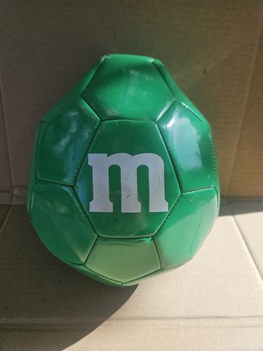 Ballon de football vert - m&m's,