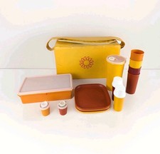 VTG 1980s Tupperware Golden Sunburst 4 Person Picnic Set Insulated Hot Cold Bag