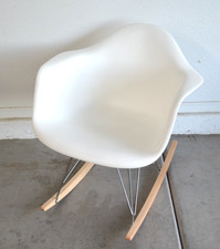 Herman Miller Eames Molded