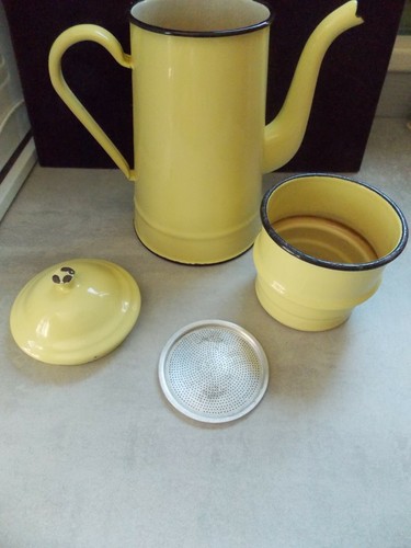 Ancienne cafetière tôle - ancienne,
