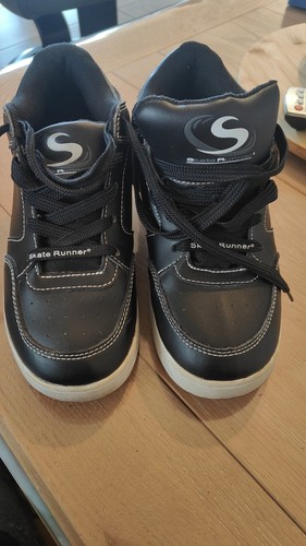 Chaussure roulette - a,