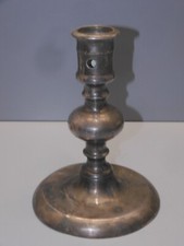 -ANCIEN BOUGEOIR HAUTE EPOQUE