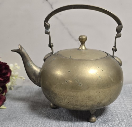 Ancienne théière bronze - ancienne,