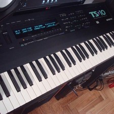 Ensoniq TS-10 Performance / Composition Synthesizer