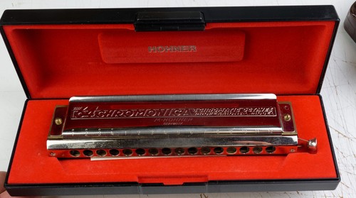 Harmonica hohner modèle - hohner,
