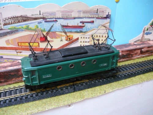 Hornby locomotive 8144 - hornby,, bb