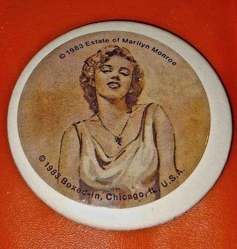 Superbe badge 1983 non pin - superbe,