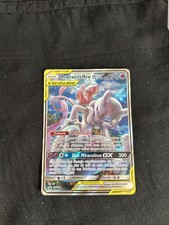 Carte Pokémon Mewtwo et Mew