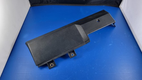 Cache moteur supérieur pour