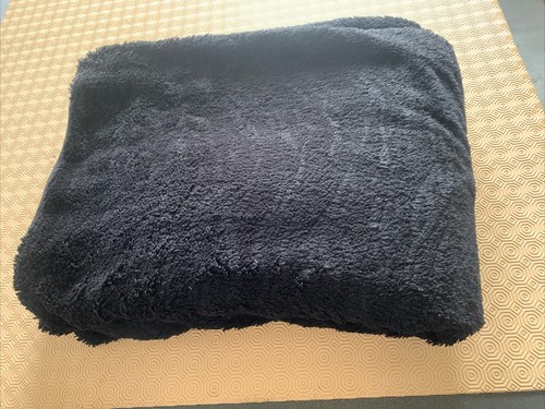 Couverture polaire noir - couverture,