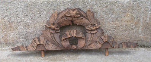 Ancien fronton meuble - de,