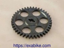 pignon de pompe a huile pour Daelim 100 Altino  de 1999 a 2004