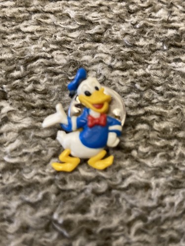 Petit pin disney - pin's, donald