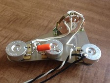 Fender Stratocaster Wiring Harness 250k CTS Pot .022 Orange Drop Oak 5 Way Plate
