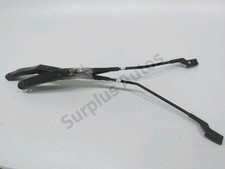 BRAS D'ESSUIE-GLACE AVANT