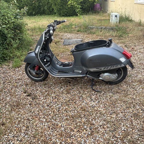 Vendre toutes pièces vespa - À,