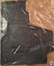 Jeu de tapis caoutchouc avant