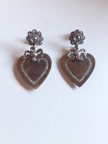 Belles boucles oreilles - belles,