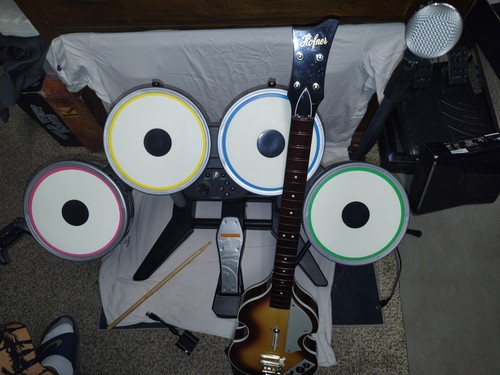 Beatles rock band ps3 - 2,