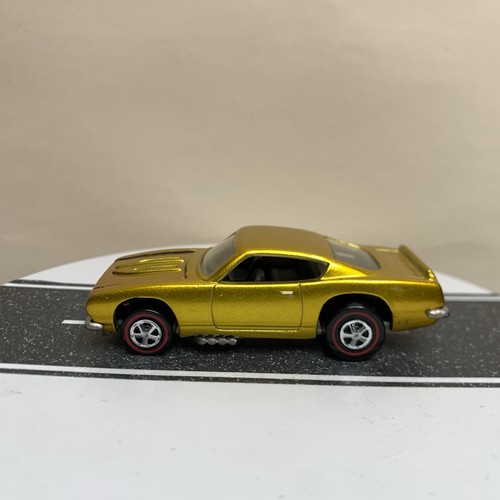 Hot wheels 100 collectibles - wheels,
