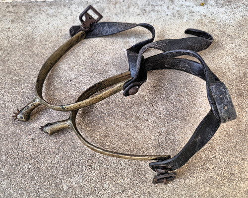 Paire éperons laiton troupe - paire,