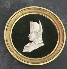 Ancien Cadre Avec Buste De