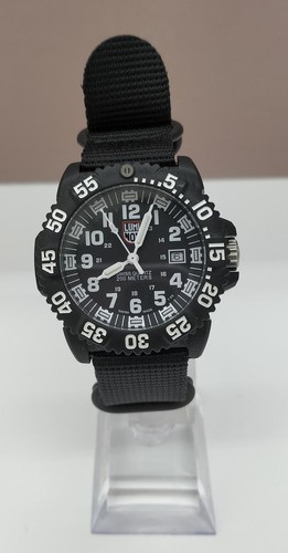 Luminox 3152 watch - luminox,