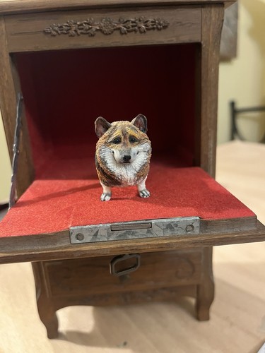 Miniature dog figurine - 🌸,