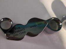 deux superbe loupe 10x21
