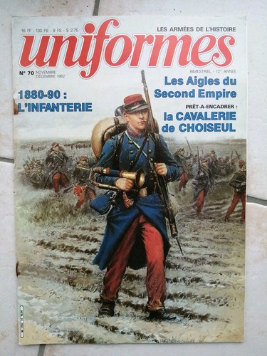 Revue uniformes 70 1982 - uniformes,