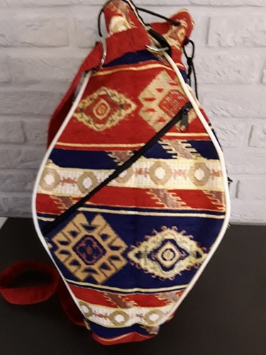 Sac dos turc - à, .