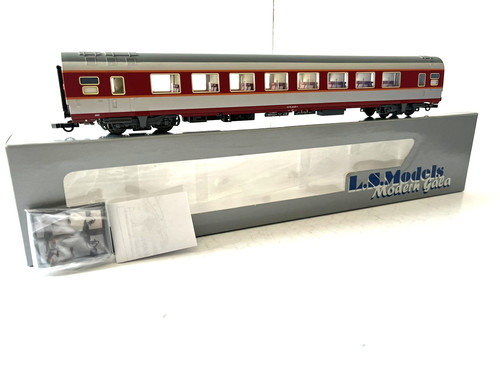 Models voiture voyageurs - ls,