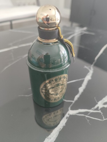 Oud essentiel guerlain perfume - oud,