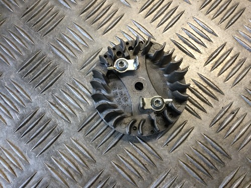 Volant moteur pour - volant,