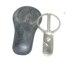 COUPE-CIGARE ANCIEN DANS SON