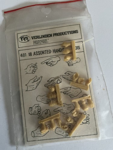 Lot mains résine 1 - de, 1/35