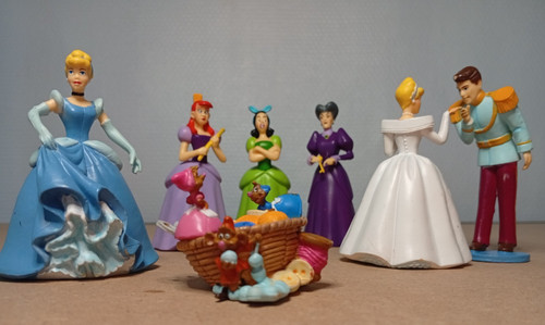 Lot disney figurine cendrillon - lot,