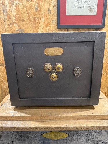 Coffre fort vintage ancien - coffre,