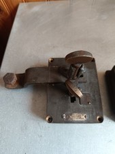 Ancienne serrure Trayvou rare serrure de sécurité machine ou autres .