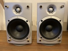 2 Enceintes triangle galaxy