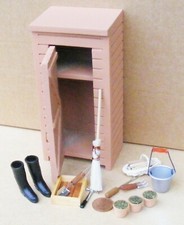 Maison De Poupée En Bois Avec