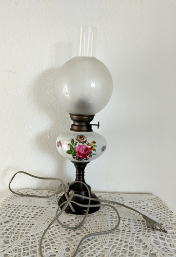 Ancienne lampe pétrole - ancienne,