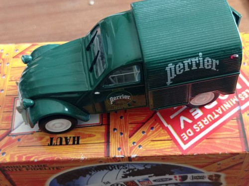Norev 2cv perrier 1961 - perrier, au