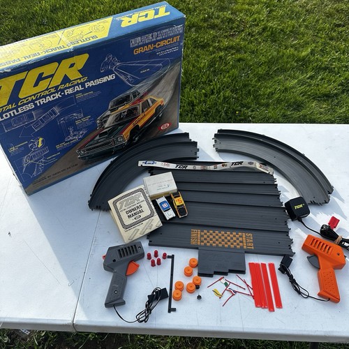 Vtg 1977 ideal - ideal, tcr