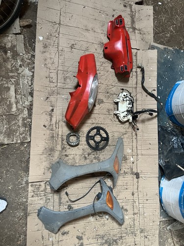 Lot pieces scooter - lot, honda