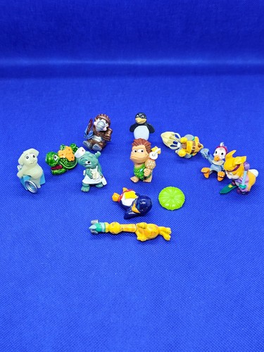 Lot figurines kinder - 10,