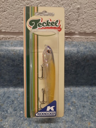 Teckel kicknocker pup - kicknocker, reaction